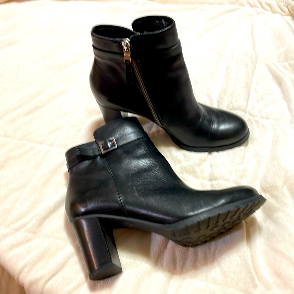 Lauren Ralph Lauren Ankle boots Black size 8